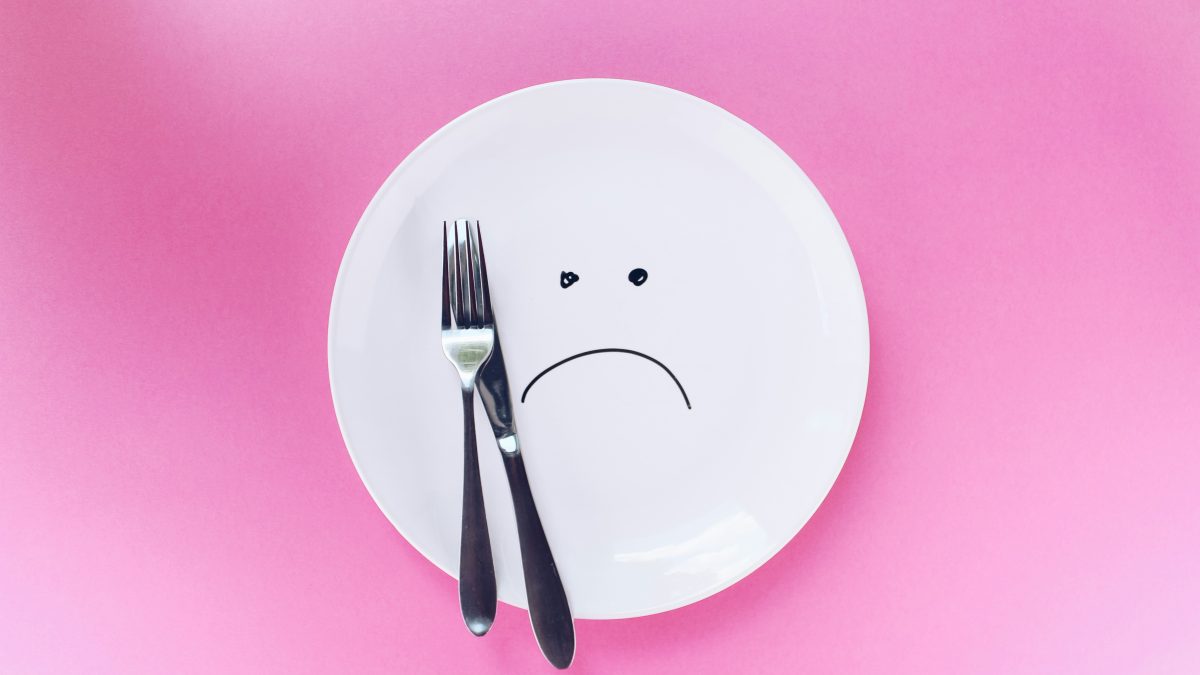 Triste haciendo dietas restrictivas
